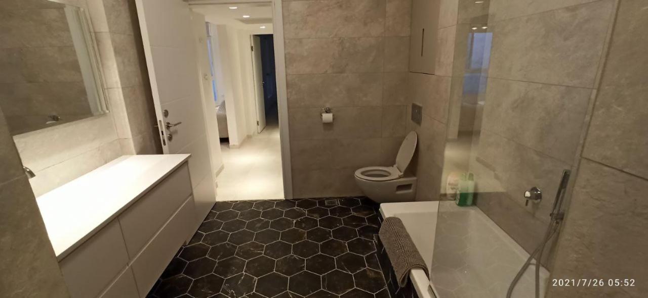 Nitsa Sea View Luxurious Apartment Netanja Exterior foto