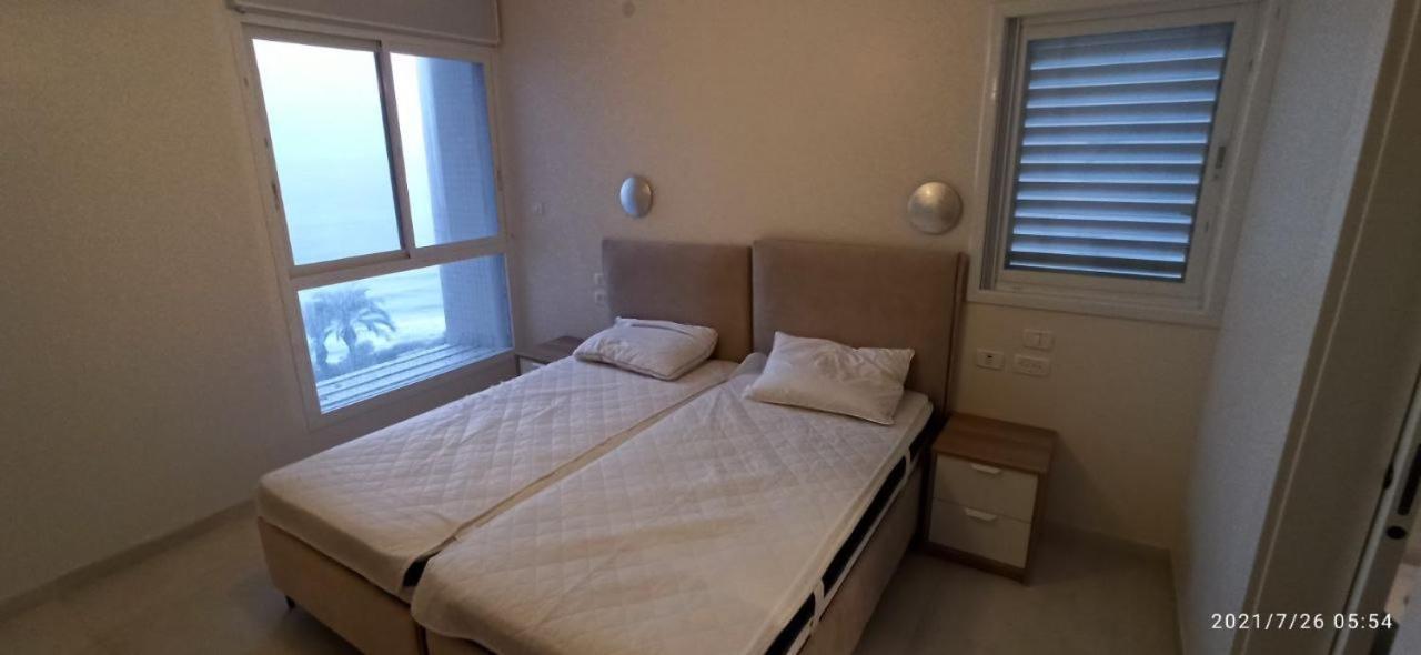 Nitsa Sea View Luxurious Apartment Netanja Exterior foto